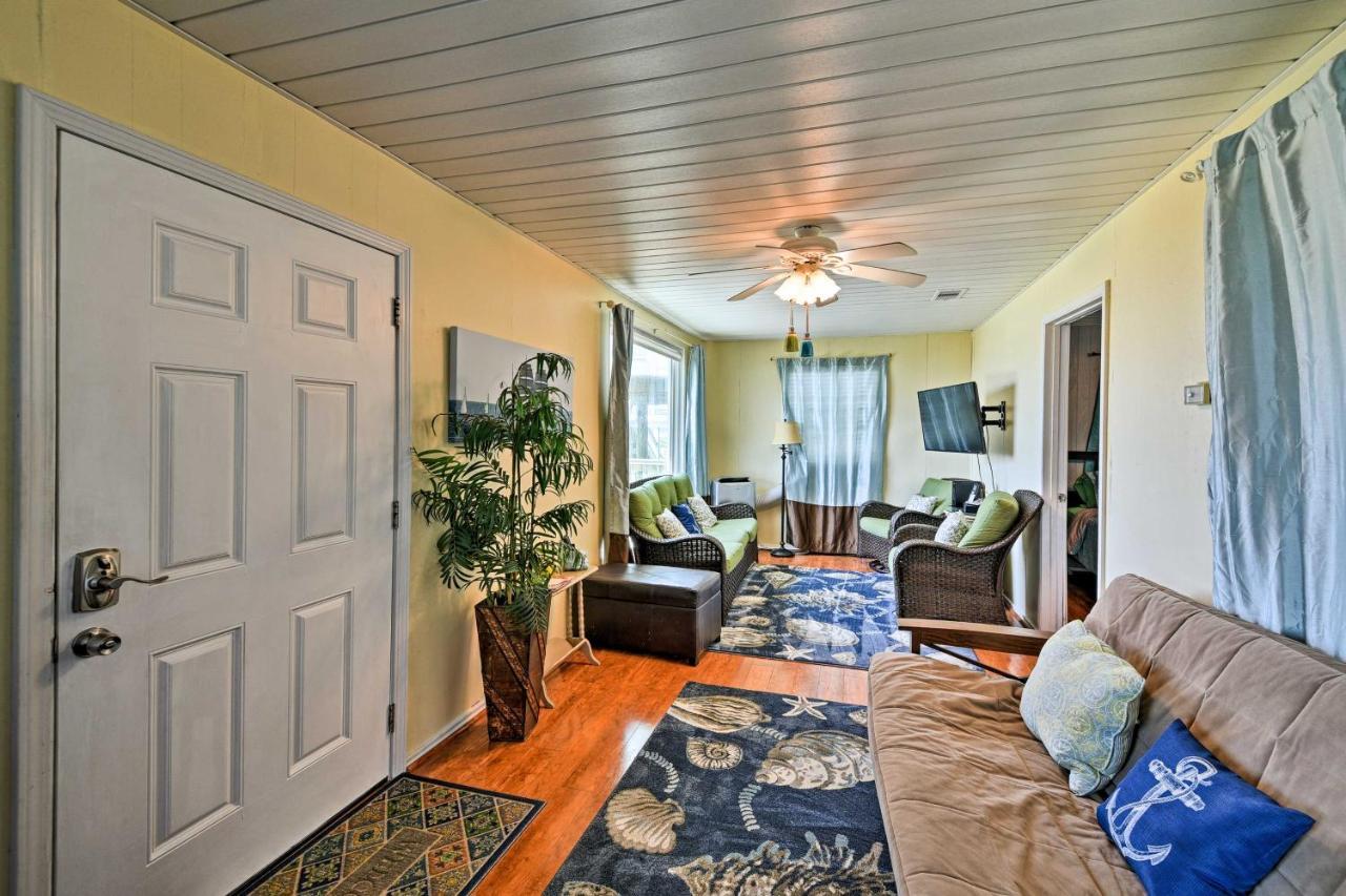 Galveston Beach House With Private Deck And Gulf Views Εξωτερικό φωτογραφία