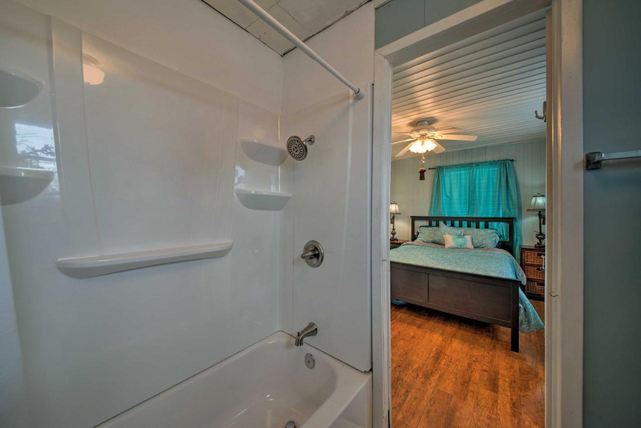 Galveston Beach House With Private Deck And Gulf Views Εξωτερικό φωτογραφία